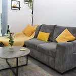 Elegant City Centre Penthouse I Exclusive Deal I Sleeps Up To 6 Guest I Families, Business Stay I By Tranquillity Homes Short Lets & Serviced Accommodation Sheffield